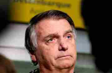  Bolsonaro deve ser internado amanhã para realizar cirurgia 